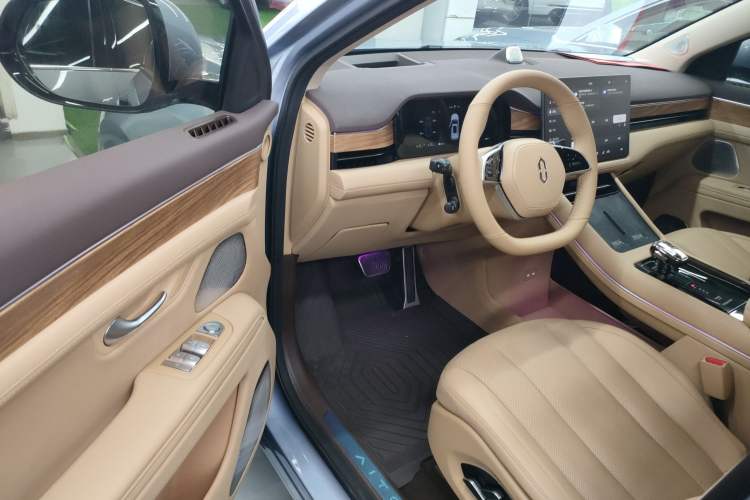 Used Hima AITO M7 2024 1.5T Four-Wheel Drive Plus Version 5 Seats
