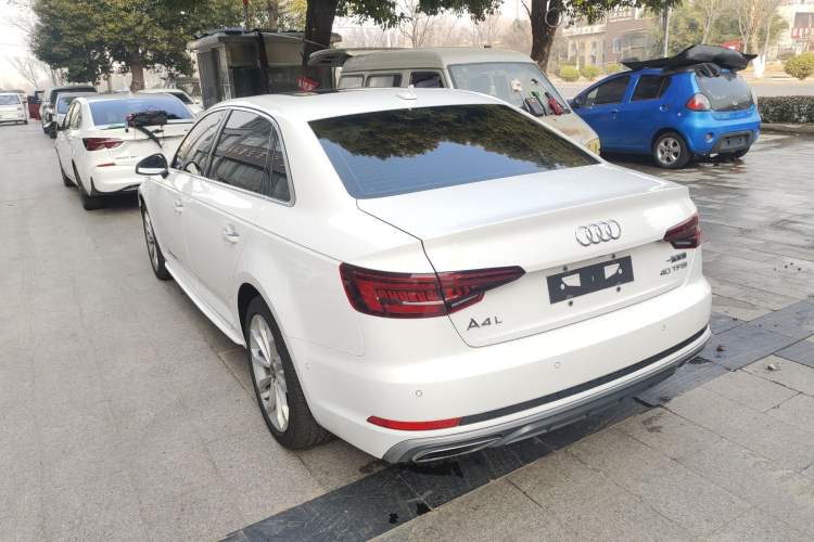 Used Audi A4L 2019 40 TFSI Fashion Version China V