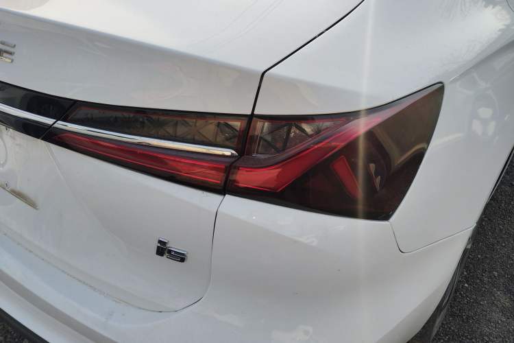 Used Roewe i5 2023 1.5L CVT Luxury Edition
