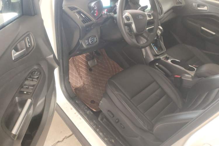 Used Ford Kuga 2015 1.5L GTDi Four-Wheel-Drive Elite Model
