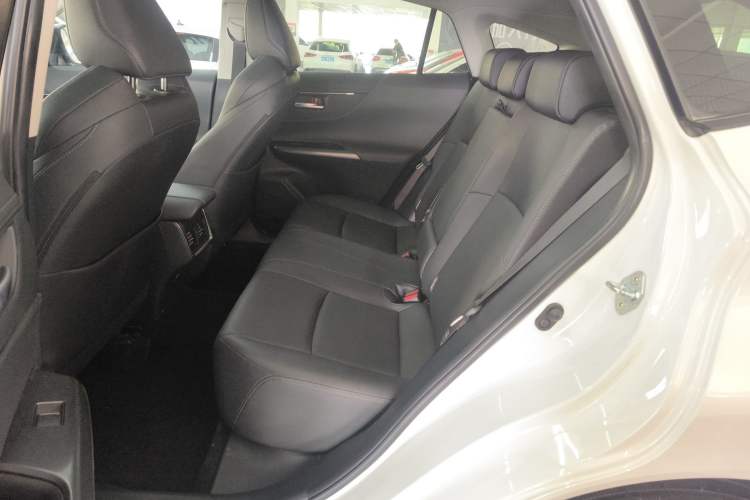 Used Toyota Venza 2023 2.0L CVT Two-Wheel Drive Luxury Edition
