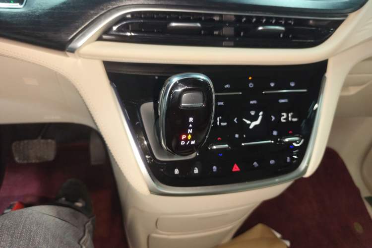 Used Buick GL8 2022 Avenir Aivia Six-Seat Deluxe Edition