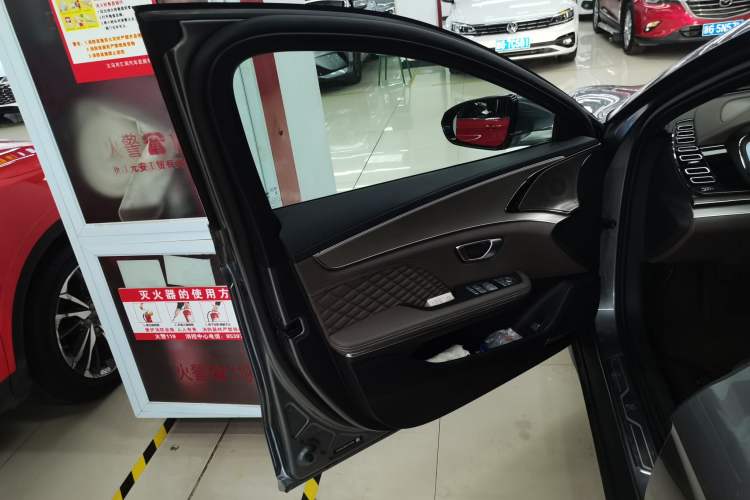 Used BYD Han 2023 EV Champion Edition 506KM Front-Wheel-Drive Premium Model
