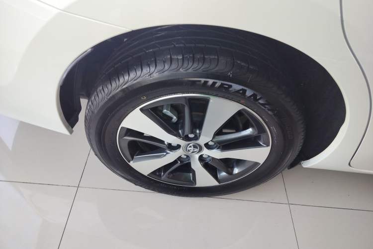 Used Toyota Levin 2016 Dual-Engine 1.8H GS-L E-CVT Leading Edition
