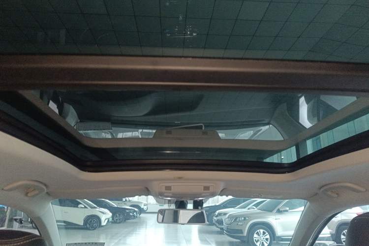 Used Volkswagen Tharu 2021 280TSI Two-Wheel Drive Comfort Edition
