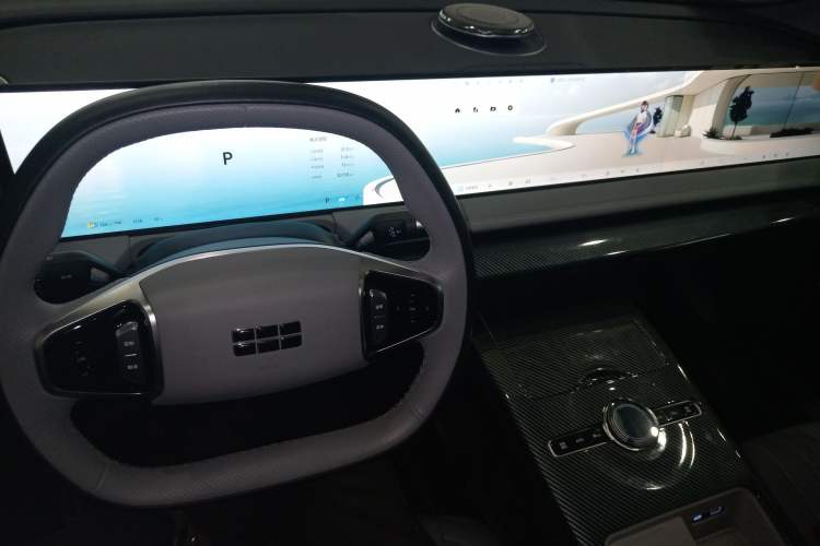 Used  E8 2024 550 km Range Rear-Drive Dragon Edition