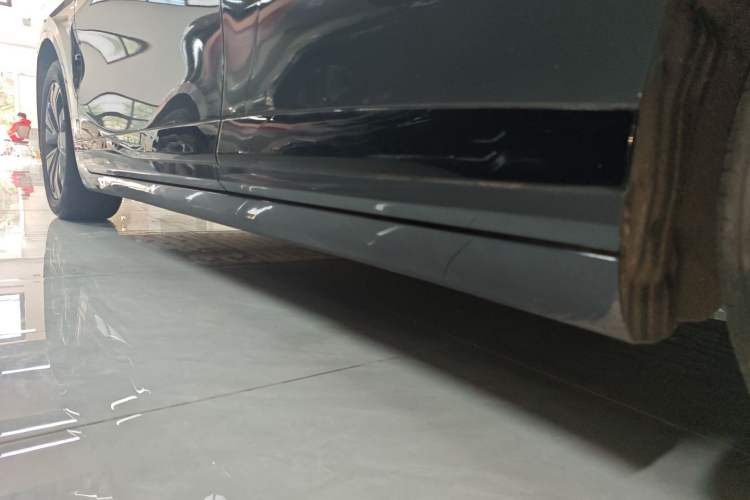 Used  A07 2025 All-Electric "Real Bargain" 525 Luxury Model
