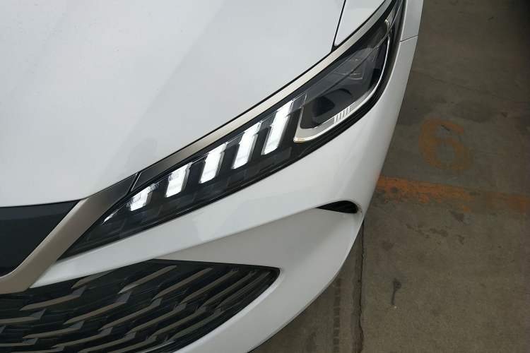 Used BYD Qin PLUS 2025 DM-i Smart Drive 55KM Leading Model
