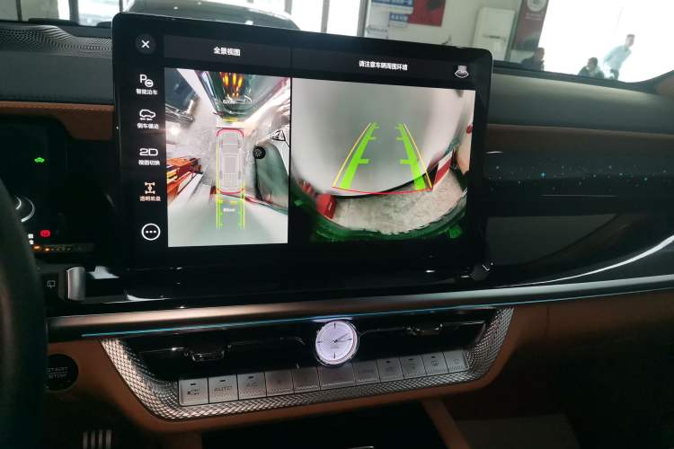 Used Tank 500 New Energy 2023 Hi4-T
