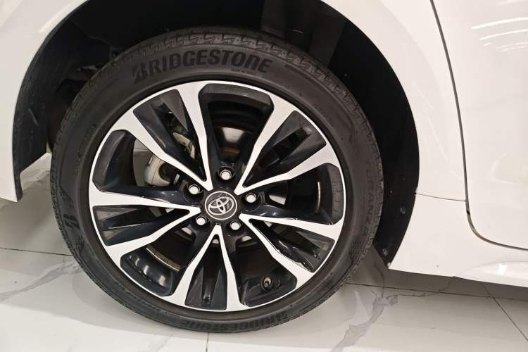 Used Toyota Levin 2022 Dual-Motor 1.8H E-CVT Sport Edition
