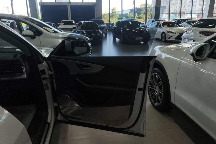 Used Audi Q8 2019 45 TFSI Luxury Prestige Edition