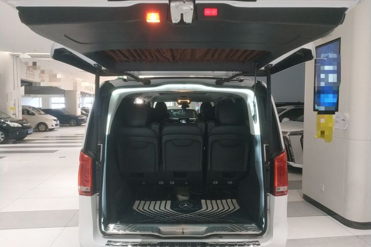 Used Mercedes-Benz V-Class 2017 V 260 L Prestige Extended Edition