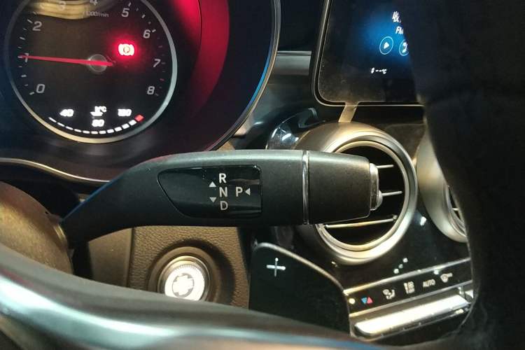 Used Mercedes-Benz GLC 2020 GLC 260 L 4MATIC Dynamic Model