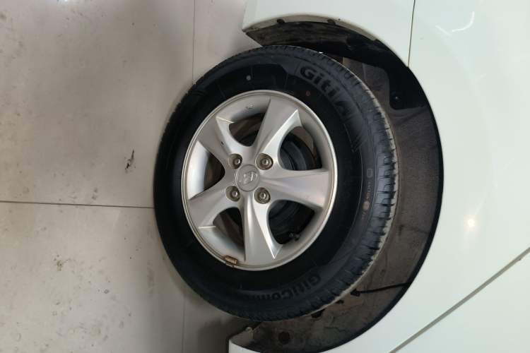 Used Hyundai Verna 2014 1.4L Automatic Smart GLS
