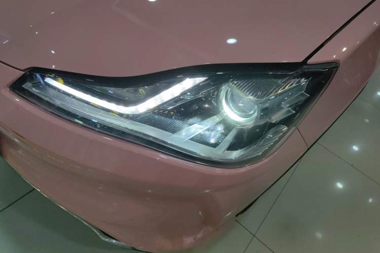 Used NETA V 2022 Chao 400 Lite Pink Custom Edition