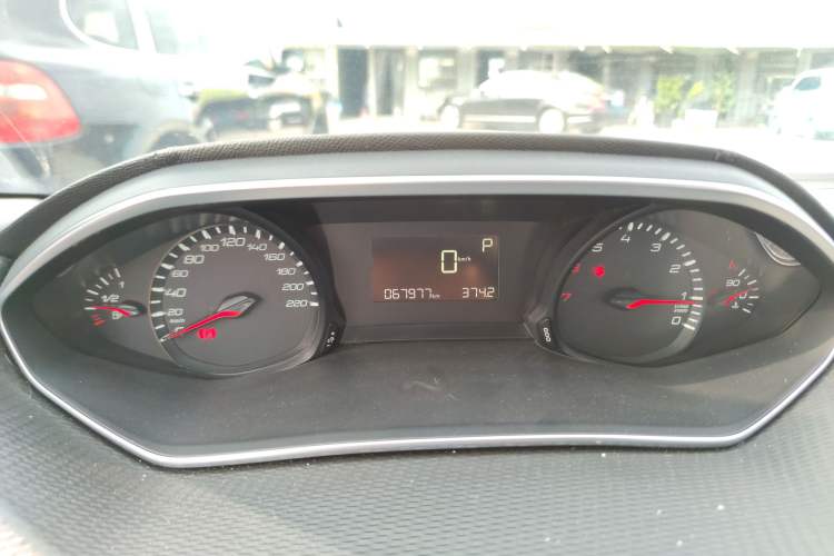 Used Peugeot 308 2019 230THP Automatic Luxury Edition China VI Standard
