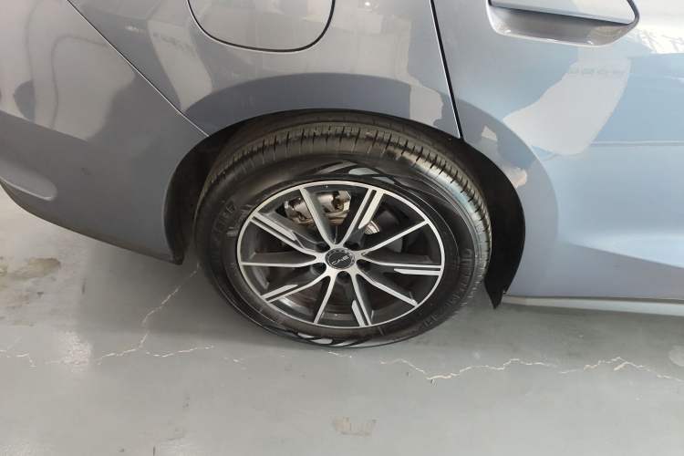 Used BYD Seal 06 New Energy 2025 DM-i Smart Drive 120KM Prestige Model
