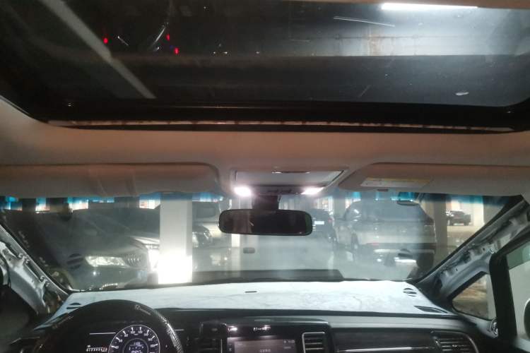 Used Honda Elysion 2016 2.4L Comfort Edition
