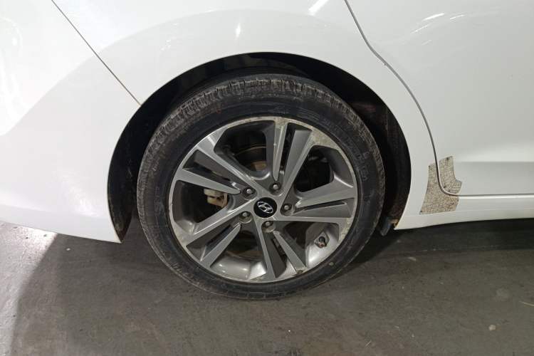 Used Hyundai Elantra 2016 1.6L Automatic ZhiXuan – Elite Version
