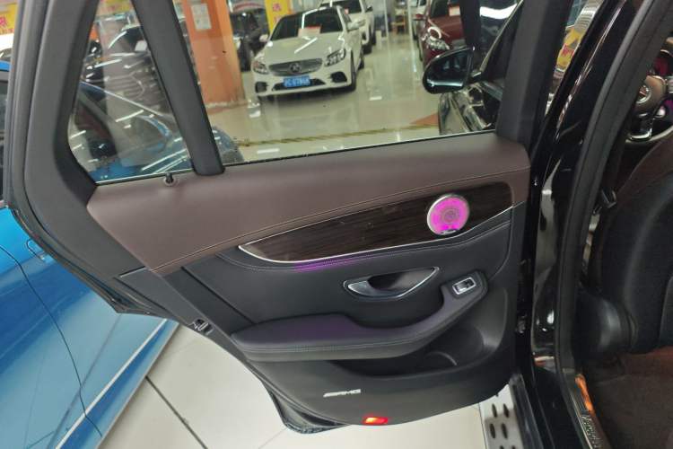 Used Mercedes-Benz GLC 2017 GLC 260 4MATIC Luxury Model
