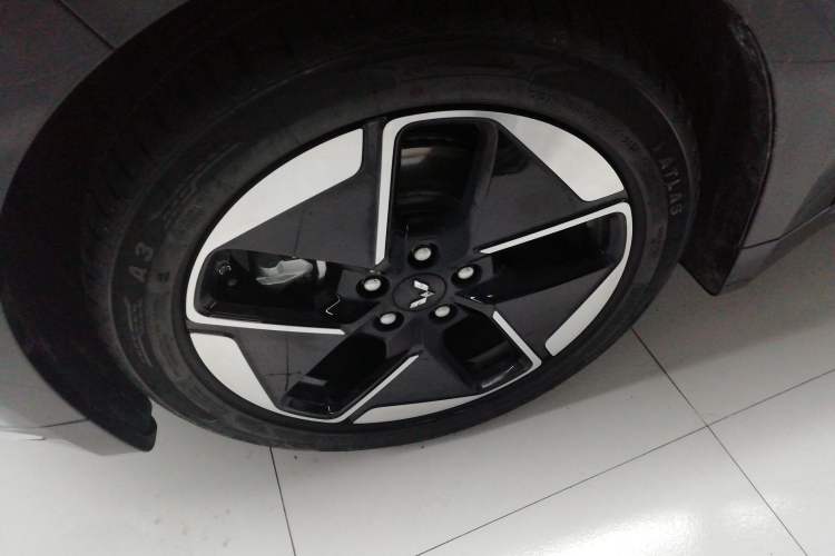 Used Wuling Xingguang 2024 Co-Creation Edition 510 Advanced Model
