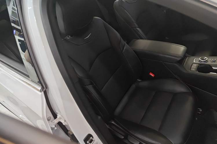 Used Cadillac XT4 2020 Revised Version 28T Two-Wheel Drive Tech Edition