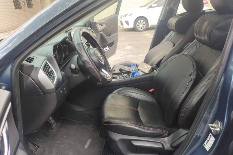 Used Mazda Mazda 3 Axela 2017 Sedan 1.5L Automatic Luxury Model Emission Standard China V