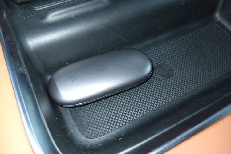 Used Li Auto L8 2023 Pro Model
