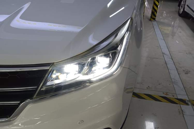 Used Baojun 730 2017 1.8L iAMT Prestige Version 7 Seats