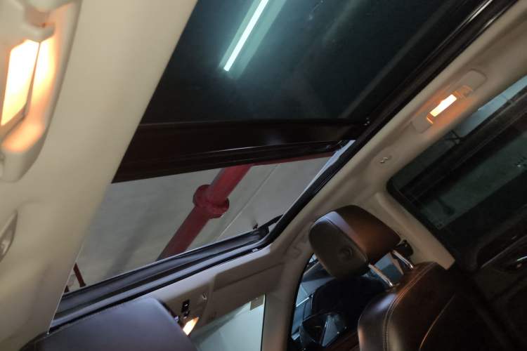 Used Cadillac SRX 2014 3.0L Elite Model
