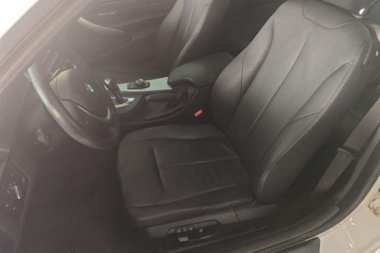 Used BMW 4 Series 2014 420i Fashion Model