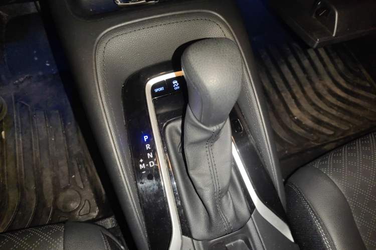 Used Toyota Allion 2021 2.0L Deluxe Edition