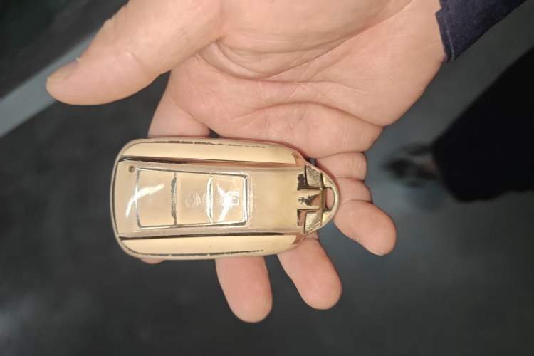 Used Dongfeng Aeolus Yixuan 2020 230T Automatic Dazzle Track Edition
