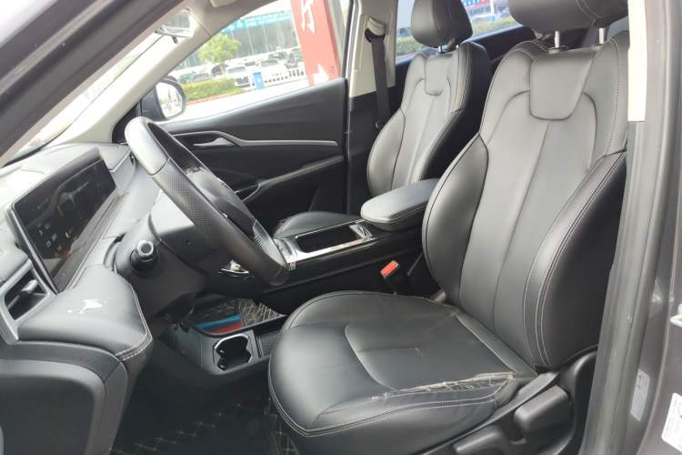 Used NETA U 2023 NETA U-Ⅱ Challenge Edition 400 U Show – Lithium Iron Phosphate
