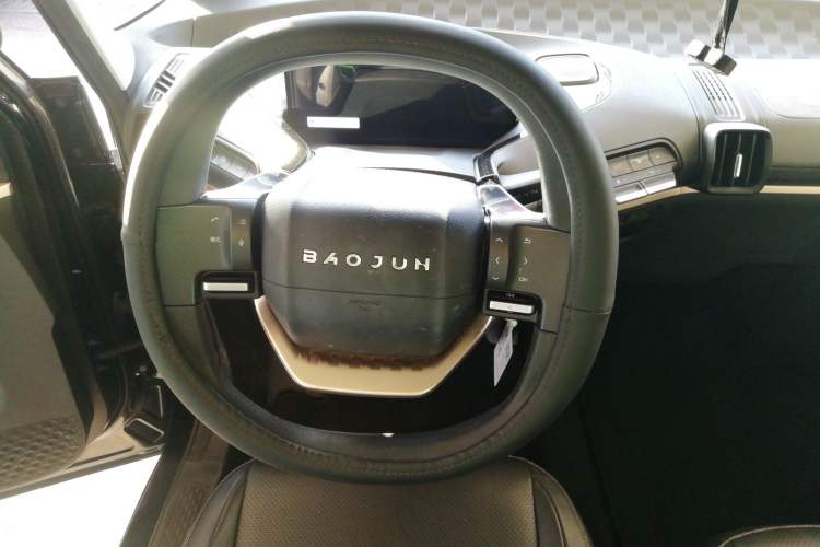 Used Baojun KiWi EV 2022 Designer Lite Edition Lithium Iron Phosphate
