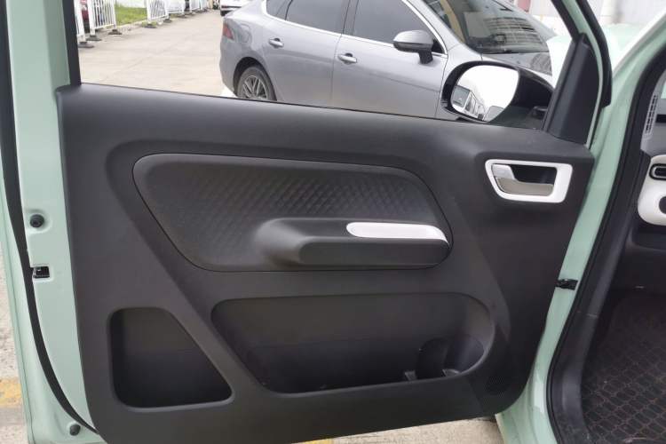 Used Wuling Hongguang MINIEV 2024 3rd Generation 215km Advanced Version
