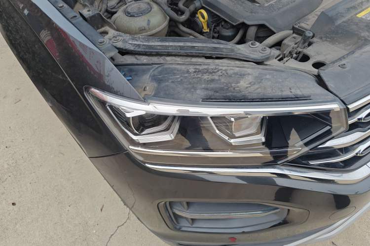 Used Volkswagen Tayron 2020 330TSI Two-Wheel Drive Luxury Smart Connectivity Version