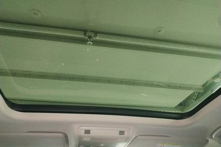 Used Volkswagen Tharu 2022 280TSI Two-Wheel-Drive Luxury Edition