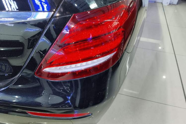 Used Mercedes-Benz E-Class 2019 E 300 L Sport Luxury Edition
