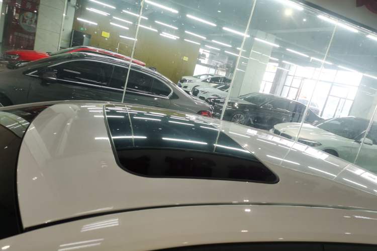 Used Toyota Levin 2023 Smart Electric Hybrid Dual-Engine 1.8L Luxury Edition