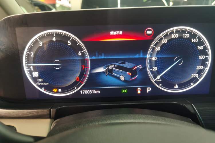 Used Buick GL8 2022 ES Landtrek 653T Comfort Edition
