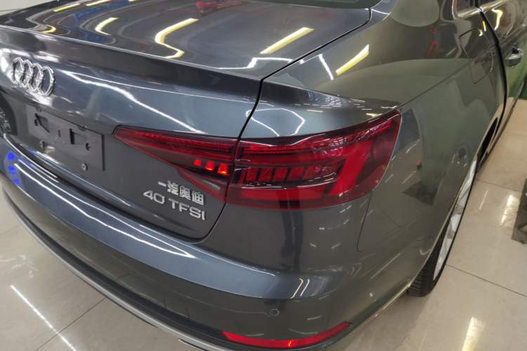 Used Audi A4L 2019 40 TFSI Fashion Edition China VI Emission Standard