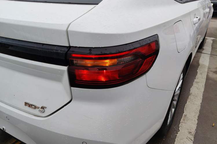 Used Baojun RC-5 2020 1.5T CVT Smart Luxury Edition