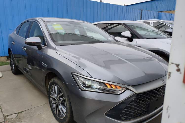 Used BYD Qin PLUS 2024 HONOR Edition DM-i 120KM Beyond Model