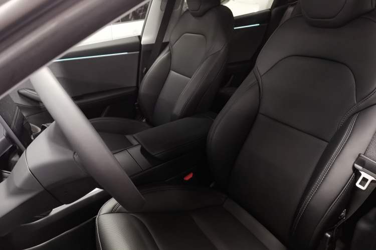 Used Tesla Model 3 2023 Rear-Wheel-Drive Version
