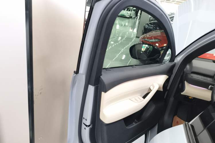 Used Nio ES6 2023 75 kWh
