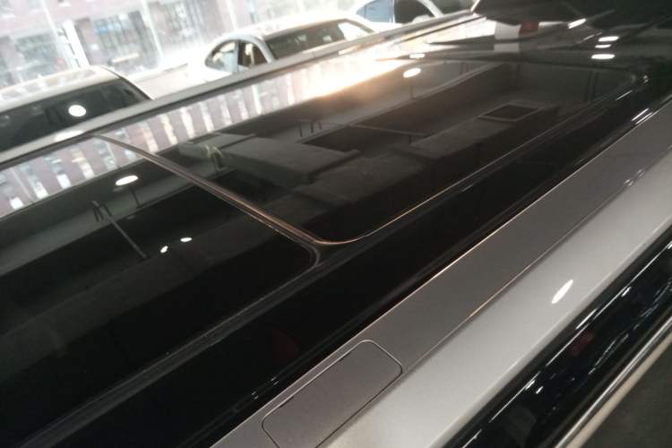 Used Toyota Highlander 2018 2.0T Four-Wheel Drive Luxury Version 7 Seats China VI Standard