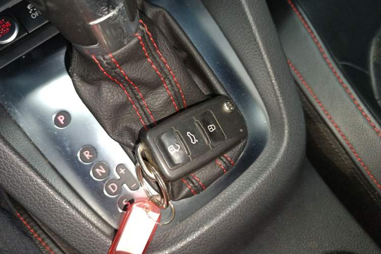 Used Volkswagen Sagitar 2013 2.0 TSI GLI
