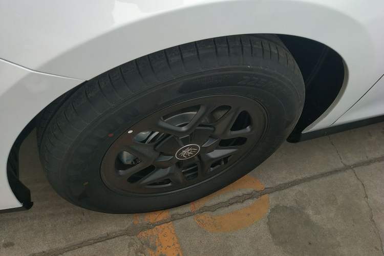 Used BYD Qin PLUS 2025 DM-i Smart Drive 55KM Leading Model
