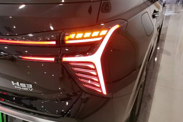 Used Hongqi HS3 PHEV 2024 PHEV 115km Jingwei Edition
